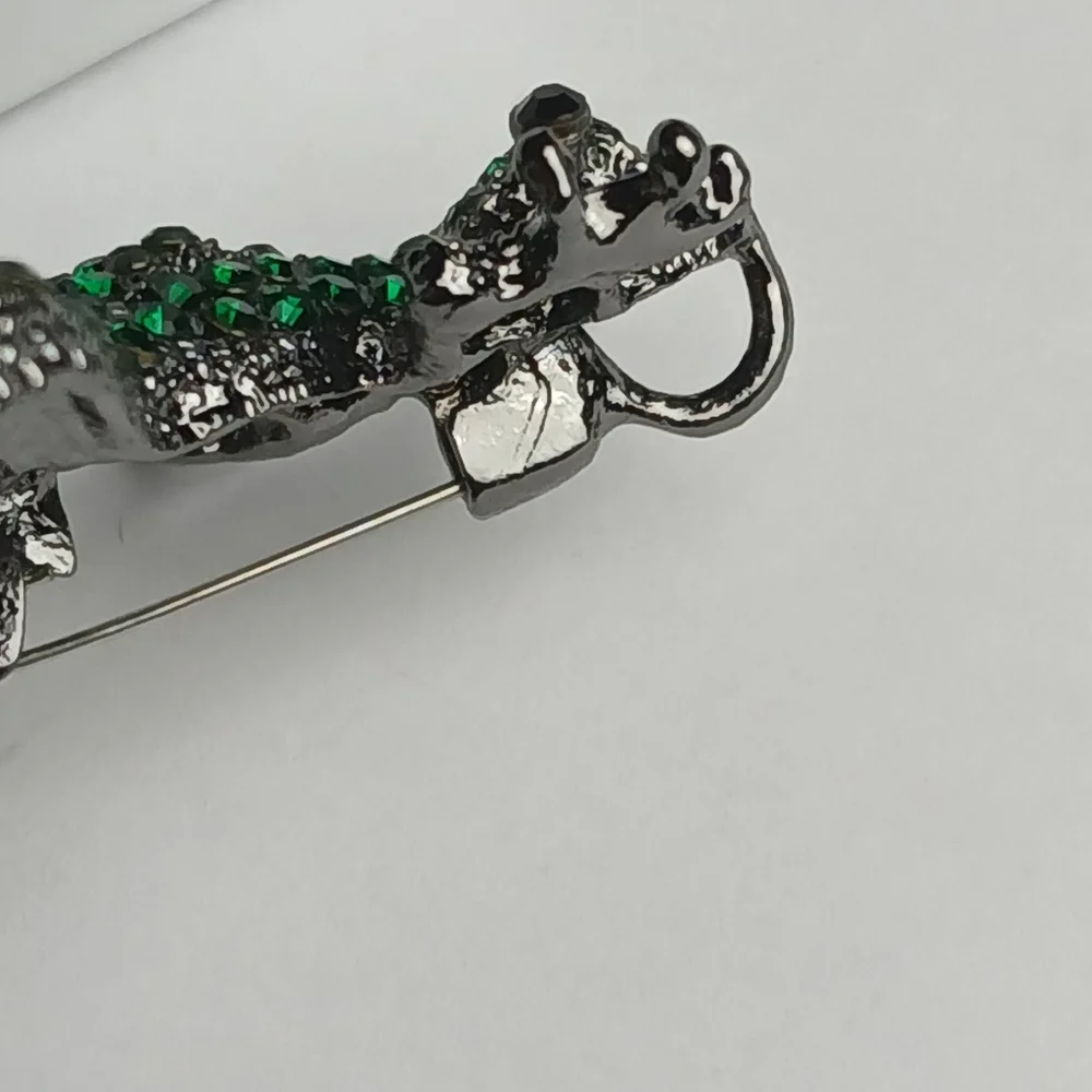 Green Crystal Gecko Brooch Pin